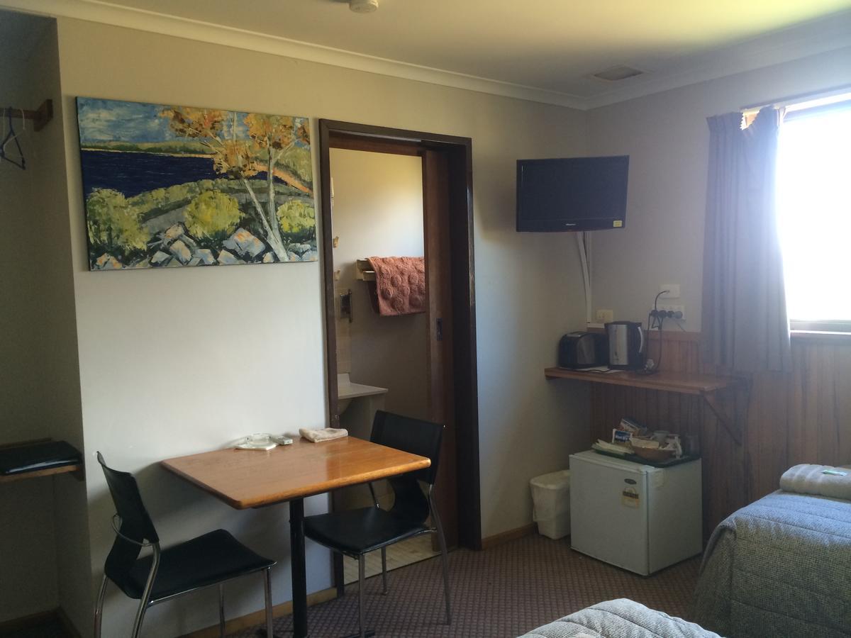 Great Lake Hotel Liawenee Bagian luar foto